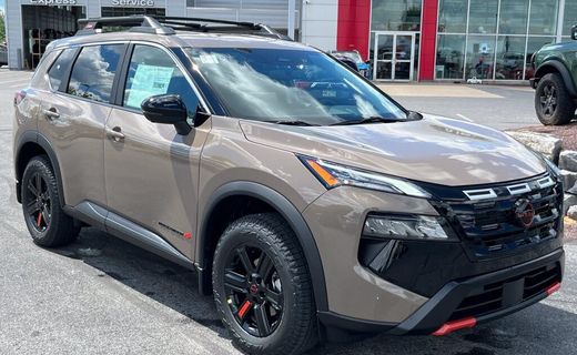 2026 Nissan Rogue SV