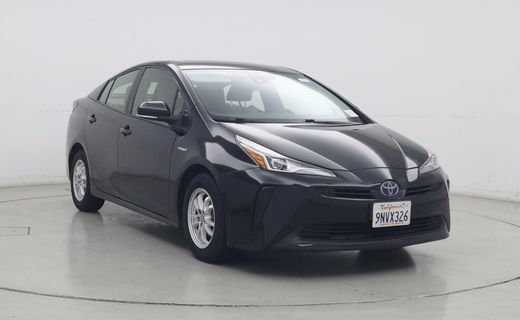2022 Toyota Prius LE