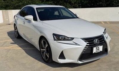 2018 Lexus IS 300