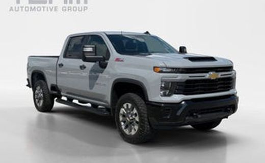 2025 Chevrolet Silverado HD Custom