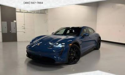 2022 Porsche Taycan 4 Cross Tourismo