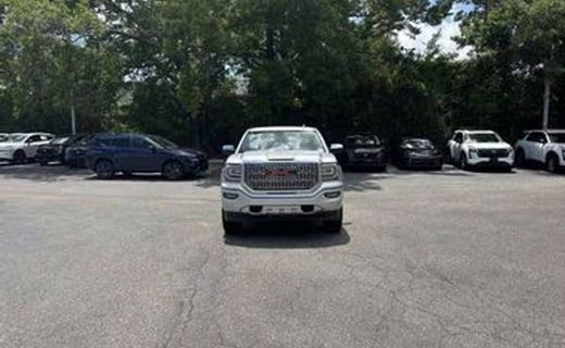 2017 GMC Sierra Denali