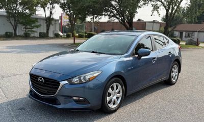 2017 Mazda MAZDA3 Sport