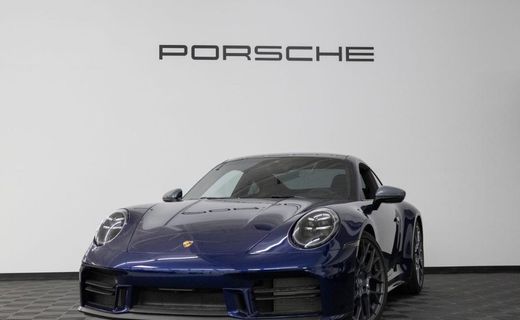2025 Porsche 911 Carrera