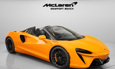 2026 McLaren Artura Spider