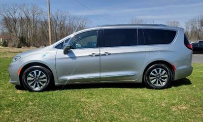 2021 Chrysler Pacifica Limited