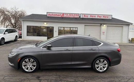 2016 Chrysler 200 Limited