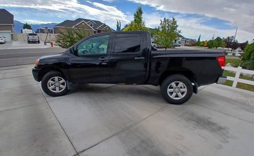 2011 Nissan Titan S