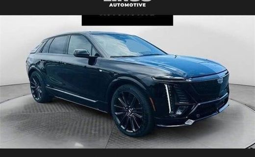 2026 Cadillac Lyriq V Premium
