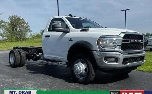 2024 Ram 5500 Tradesman