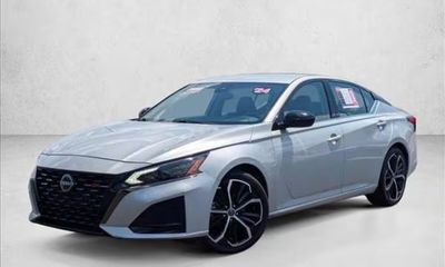 2024 Nissan Altima SR