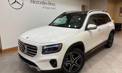 2026 Mercedes-Benz GLB-Class GLB250