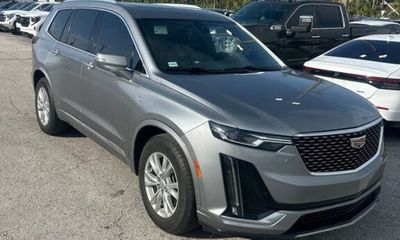 2024 Cadillac XT6 Luxury