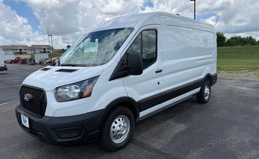 2026 Ford Transit Medium Roof