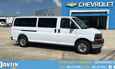 2025 GMC Savana LT EXT