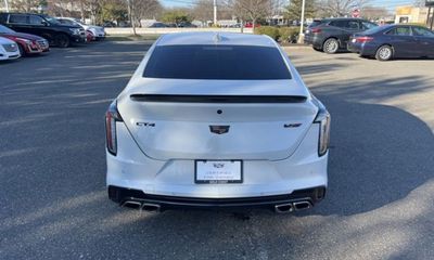 2022 Cadillac CT4 V Series