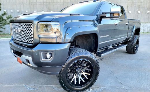 2017 GMC Sierra Denali