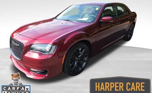 2023 Chrysler 300 Touring L
