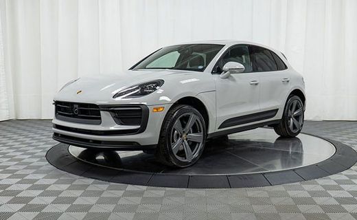 2025 Porsche Macan