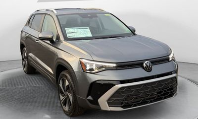 2026 Volkswagen Taos 4Motion SE