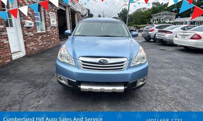 2010 Subaru Outback Limited M R