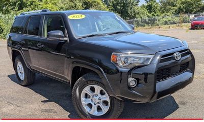 2024 Toyota 4RUNNER SR5