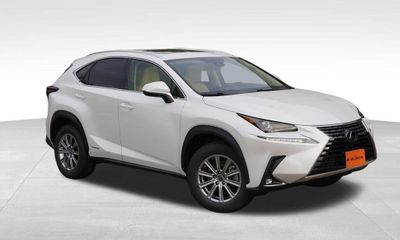 2021 Lexus NX 300H Comfort