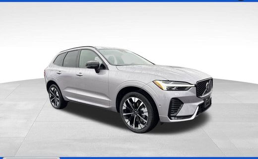 2026 Volvo XC60 Plus Dark