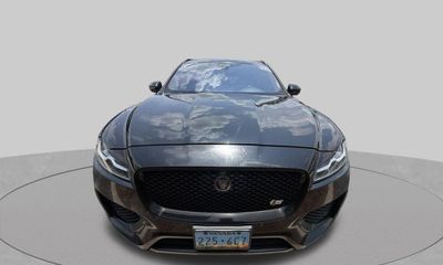 2017 Jaguar F-Pace S