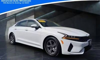 2022 Kia K5 LXS