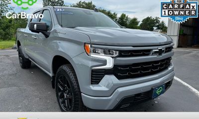 2025 Chevrolet Silverado RST
