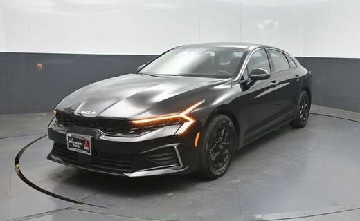 2025 Kia K5 LXS