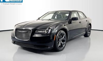 2021 Chrysler 300 Touring Limited
