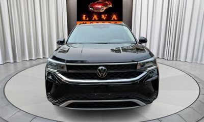 2024 Volkswagen Taos 4Motion SE