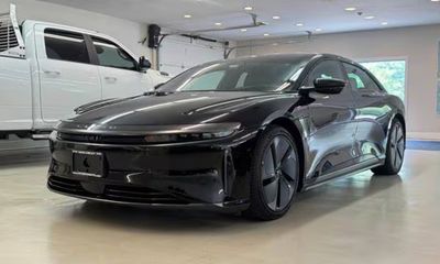 2023 Lucid AIR Touring