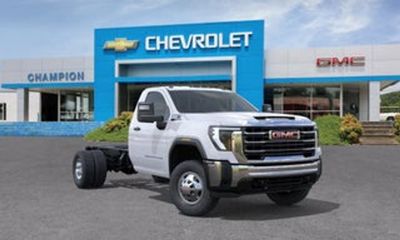 2026 GMC Sierra HD Pro