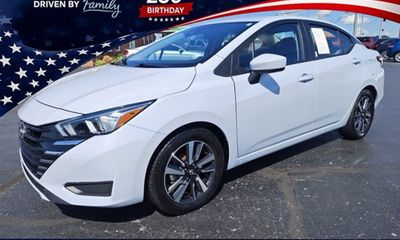2024 Nissan Versa SV