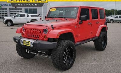 2013 Jeep Wrangler Sahara