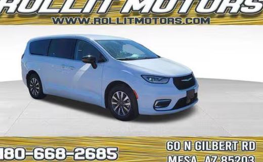 2024 Chrysler Pacifica Select