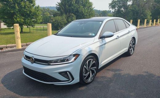 2025 Volkswagen Jetta SEL