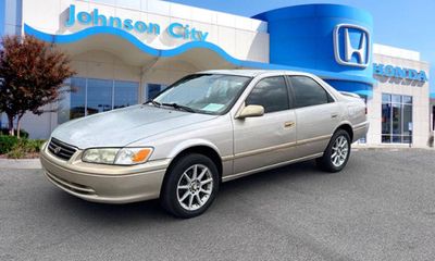 2000 Toyota Camry LE
