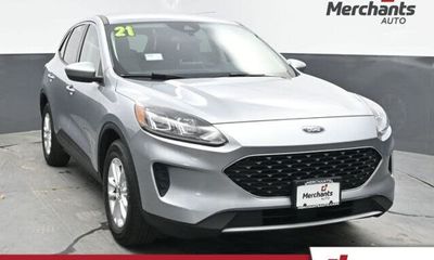 2021 Ford Escape SE Fhev