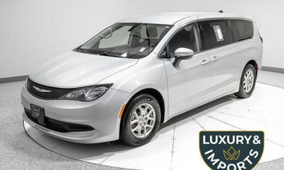 2022 Chrysler Voyager LX