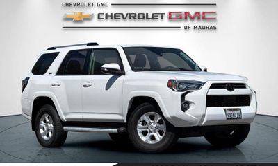 2022 Toyota 4RUNNER SR5 Prem