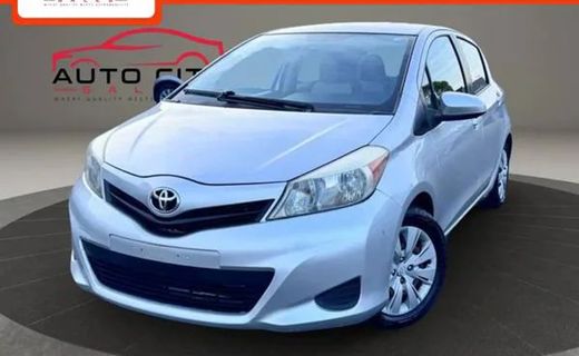 2012 Toyota Yaris LE