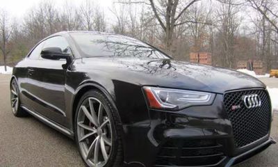 2015 Audi RS 5 Quattro
