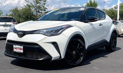 2021 Toyota C-HR LE