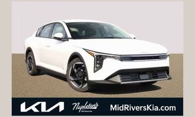 2025 Kia K4 EX