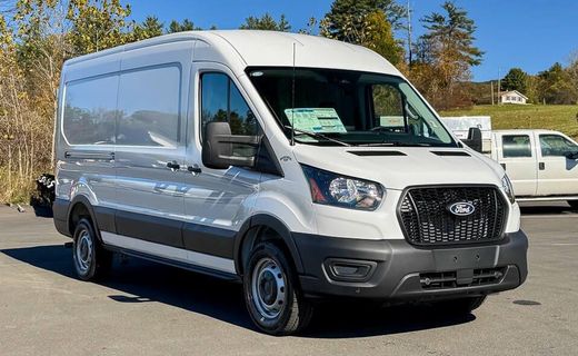 2026 Ford Transit Medium Roof