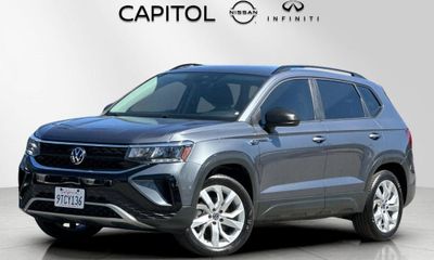 2023 Volkswagen Taos 4Motion S W